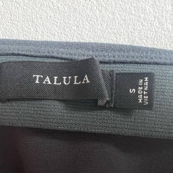 Talula Wrap Skirt Size S - Picture 3 of 4